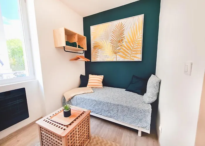 Le Bourget - Petit -